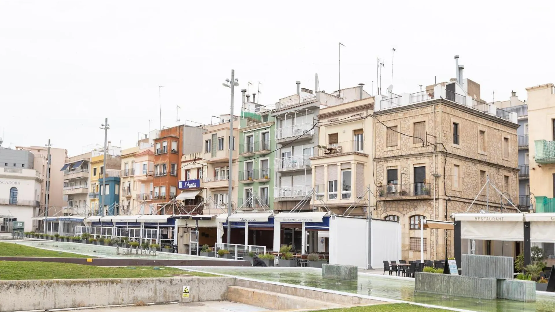 Flat At 15' Walk From The City Centre Tarragona 0*,  Hiszpania