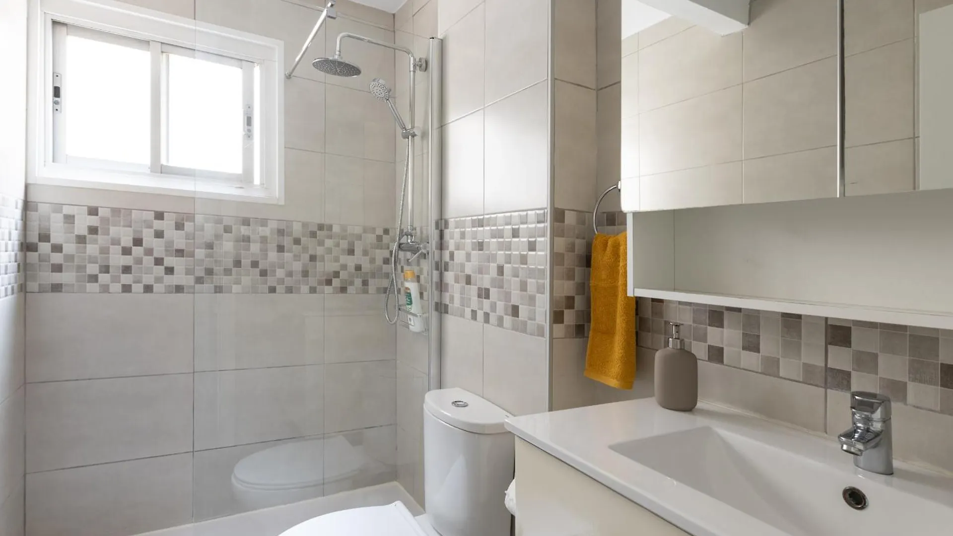 Flat At 15' Walk From The City Centre Tarragona